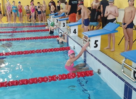 Powiększ obraz: 2021-pływanie-igrzyska dzieci-rejon-8